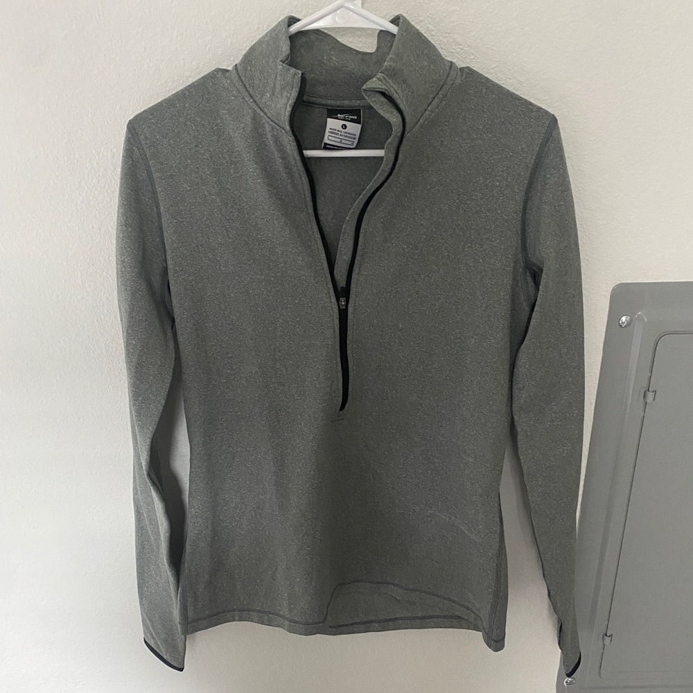 Light gray NIKE quarter zip pullover like new condition size large